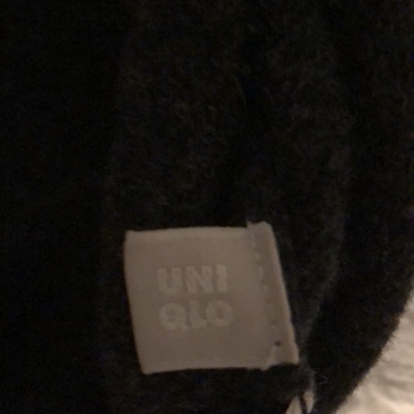 Uniqlo sweater vest. Too small for me now. - Picture 4 of 4